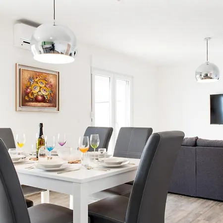 Zilic Apartment